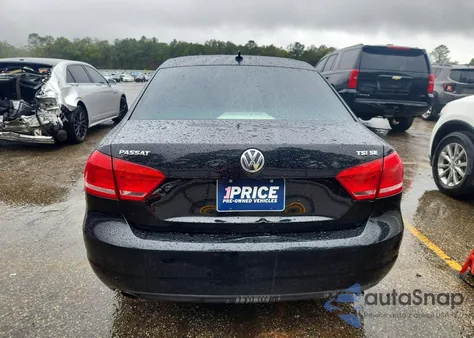 2014 Volkswagen Passat Se z USA, uszkodzony, nr VIN 1VWBS7A3XEC078695